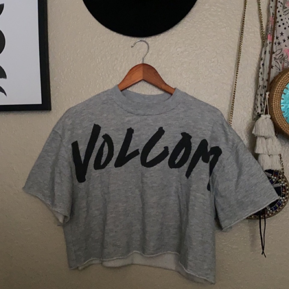 Volcom Graphic Crop Top 🖤